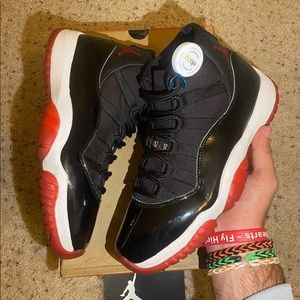 Air Jordan 11 retro bred 2019 size 8.5 with box